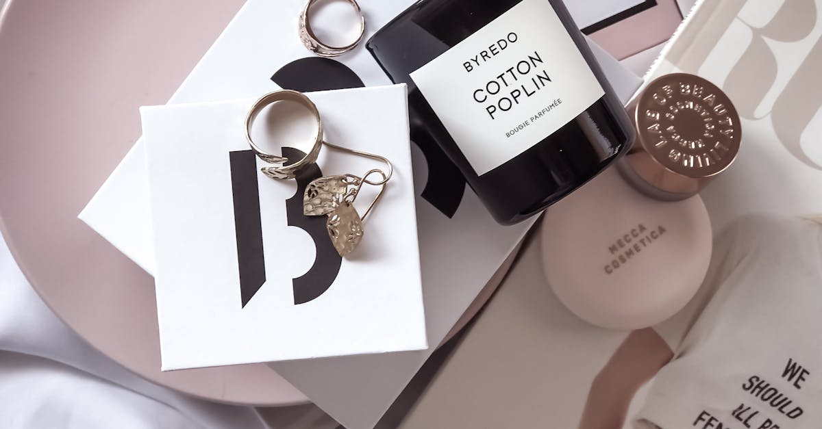 The Benefits of Shopping for Gold Jewellery at Local Melbourne Artisans
