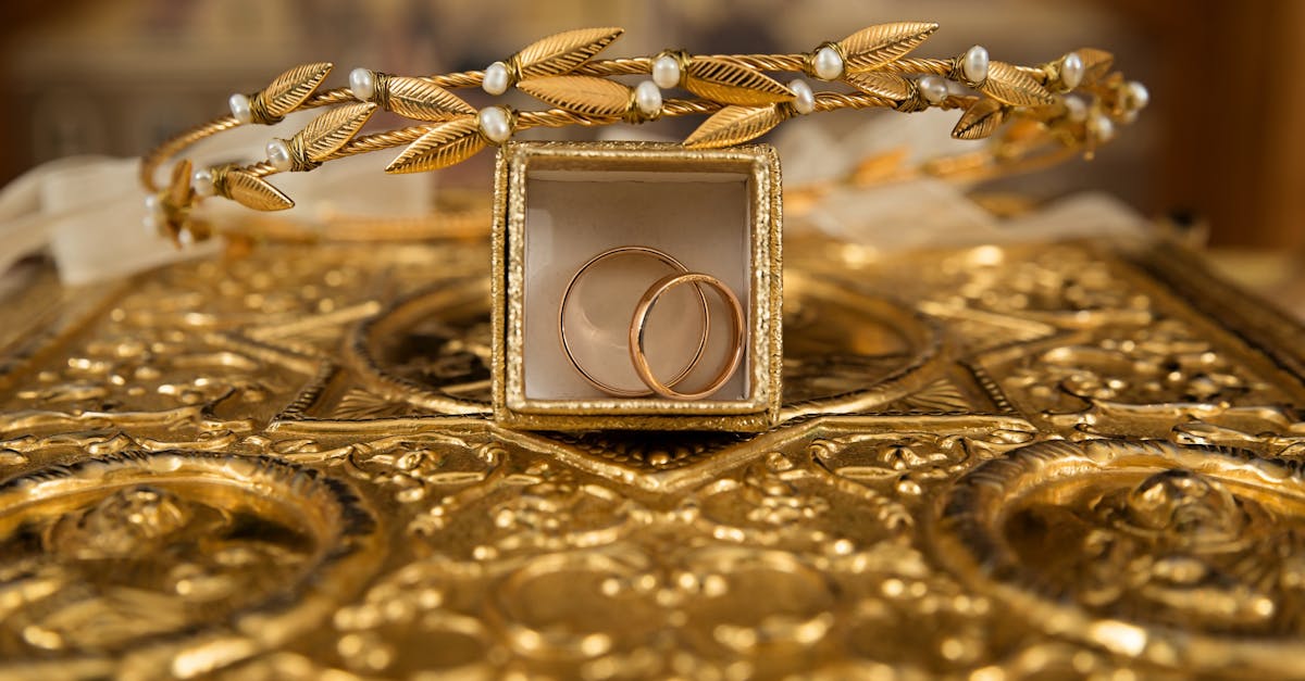 The Importance of Regular Maintenance for Gold Jewellery