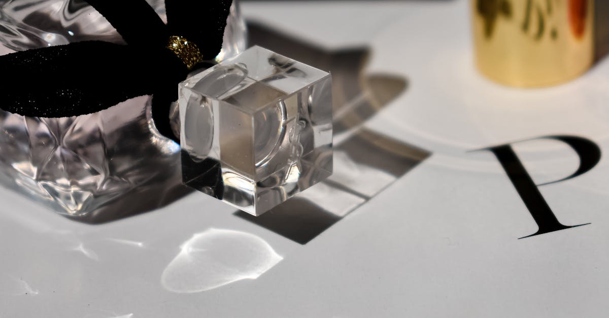The Role of Yellow Gold Jewellery in Contemporary Fashion