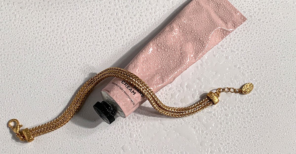 Using Soap and Water: A Simple Method for Gold Jewellery
